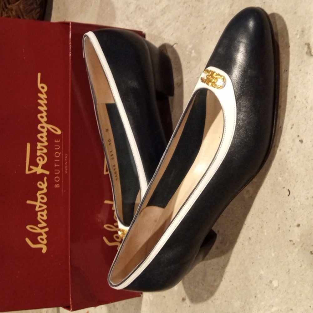 Salvatore Ferragamo Women's Navy blue Heels Size 10